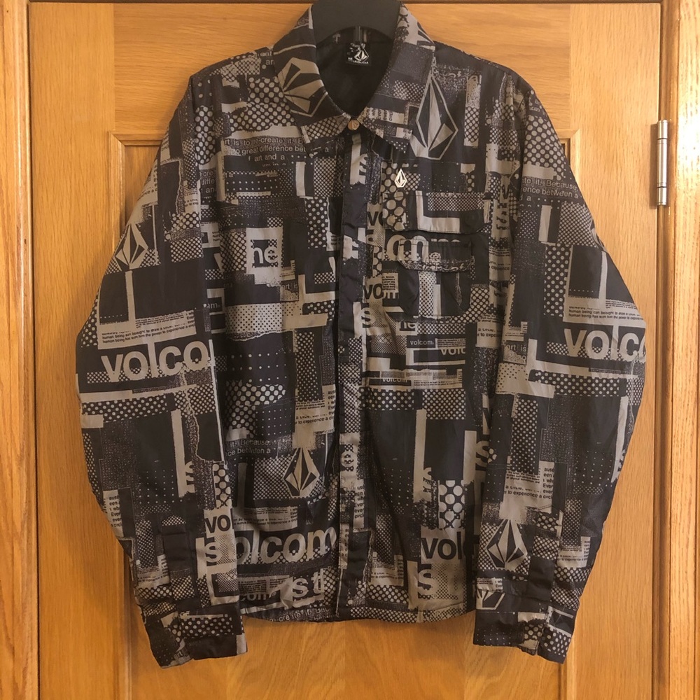 VOLCOM All Over Print Spell-out Lightweight Jacket